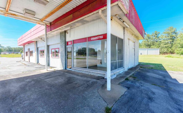 Pictures of Land property located at 23590 Hwy 157 N & Hwy 101 N, Town Creek, AL 35603 for sales - image #1