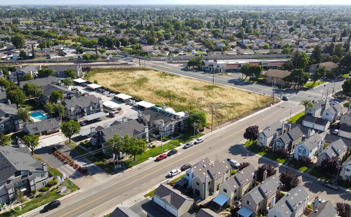 Pictures of Land property located at 545 South Union Road, Manteca, CA 95337 for sales - image #1