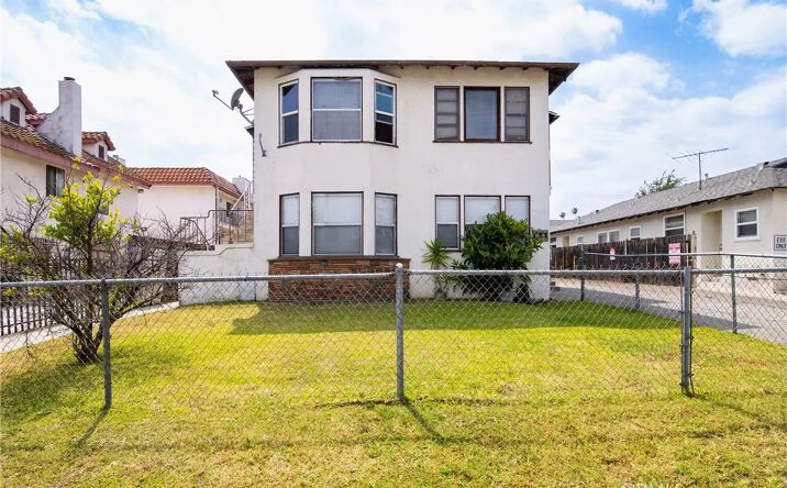 Pictures of Multifamily property located at 127 S Atlantic Boulevard, Alhambra, CA 91801 for sales - image #1