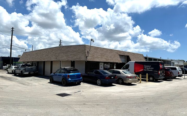 Pictures of Industrial property located at 2355 Northwest 30th Street, Oakland Park, FL 33311 for sales - image #1