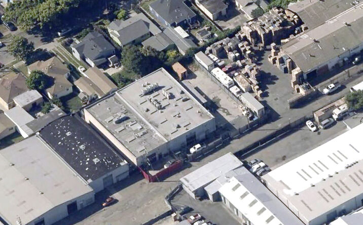Pictures of Industrial property located at 950 89th Ave, Oakland, CA 94621 for sales - image #1