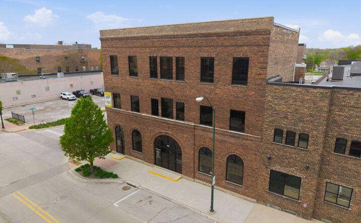 Pictures of Office, Mixed Use, Special Purpose property located at 704 1st Avenue N #08, Fort Dodge, IA 50501 for sales - image #1