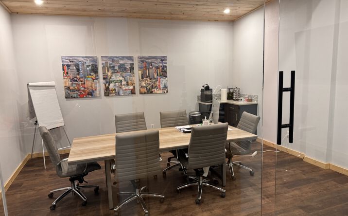 Pictures of Office, Industrial property located at 7522–7524 SE 52nd Ave, Portland, OR 97206 for sales - image #1