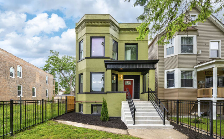 Pictures of Multifamily property located at 7232 S UNION Avenue, Chicago, IL 60621 for sales - image #1