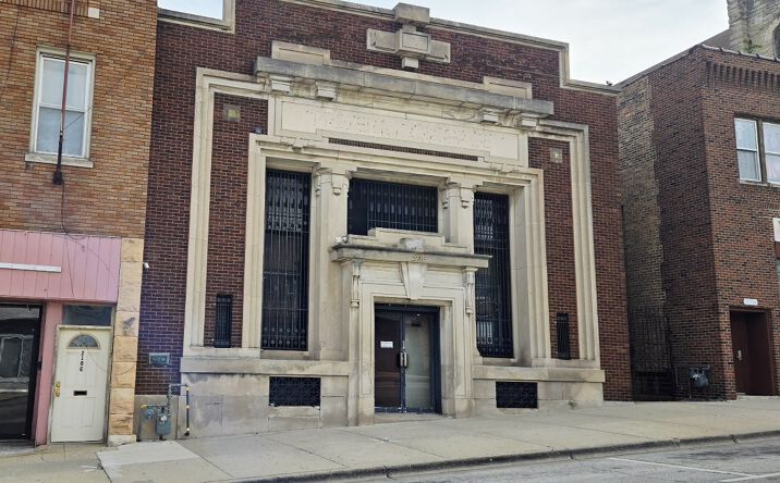 Pictures of Office property located at 220 E Galena Boulevard, Aurora, IL 60505 for sales - image #1
