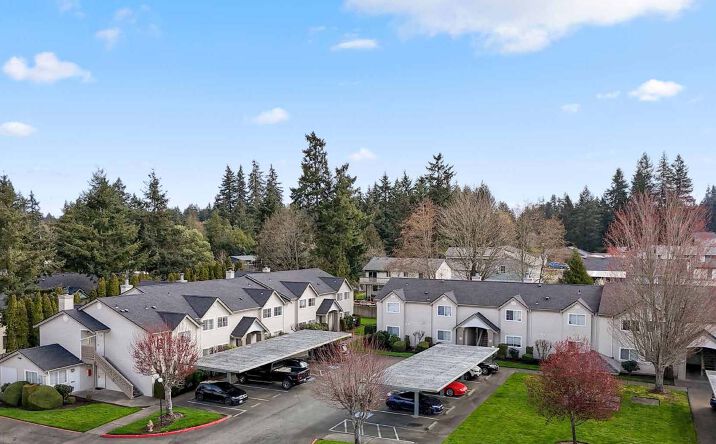Pictures of Multifamily property located at 1912 SE Jerry Ln, Port Orchard, WA 98366 for sales - image #1