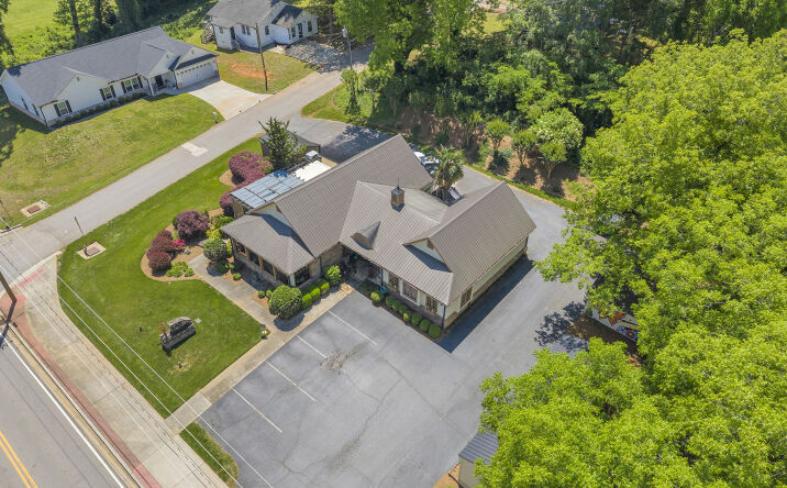 Pictures of Retail, Office property located at 498 LEVEL GROVE RD, CORNELIA, GA 30531-3517 for sales - image #1