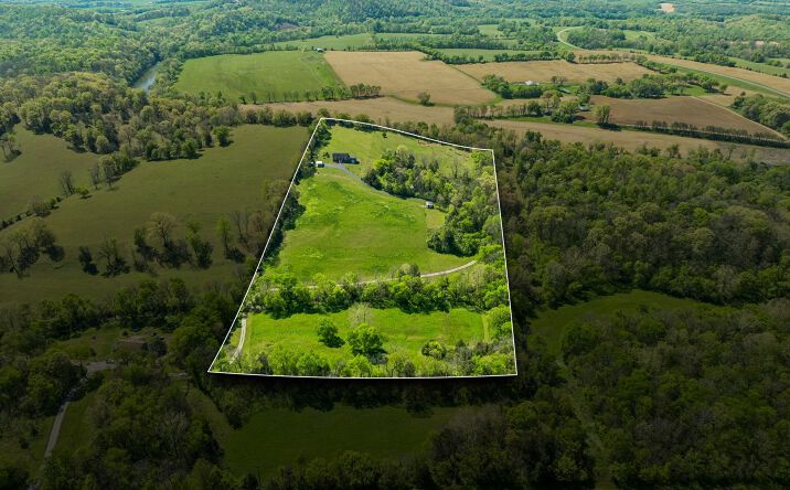Pictures of Land property located at 4341 Marlowe Rd, Williamsport, TN 38487 for sales - image #1