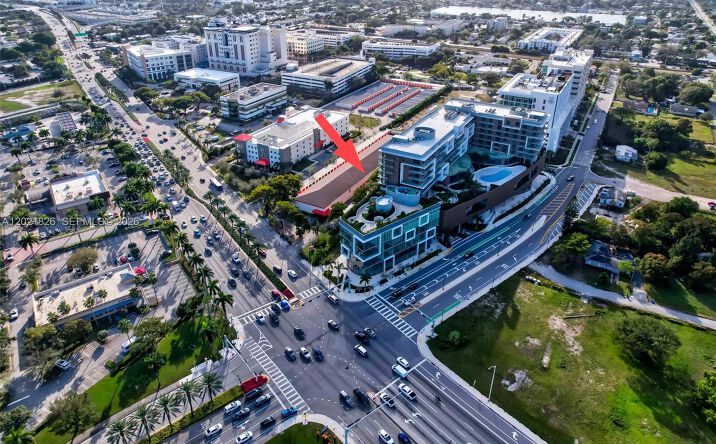 Pictures of Office, Multifamily property located at 21290 Biscayne Blvd # 210, Aventura, FL 33180 for sales - image #1