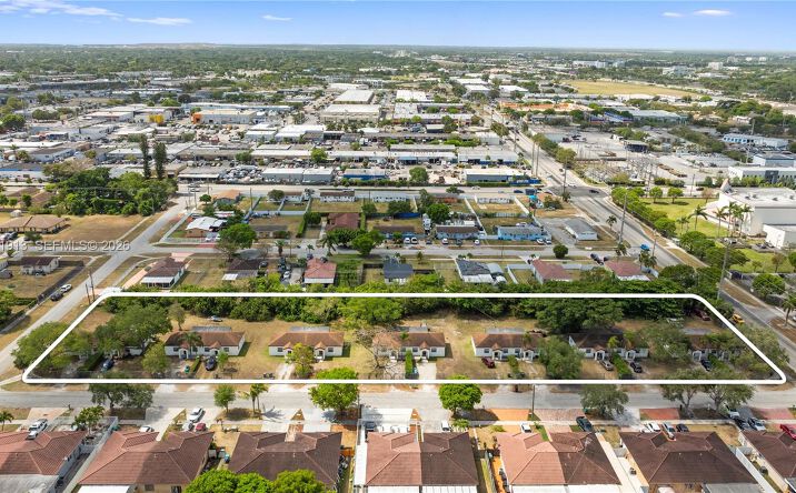 Pictures of Multifamily property located at 10544 SW 182nd St, Miami, FL 33157 for sales - image #1