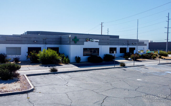 Pictures of Industrial property located at 690 W GARNET AVE, PALM SPRINGS, CA 92262 for sales - image #1