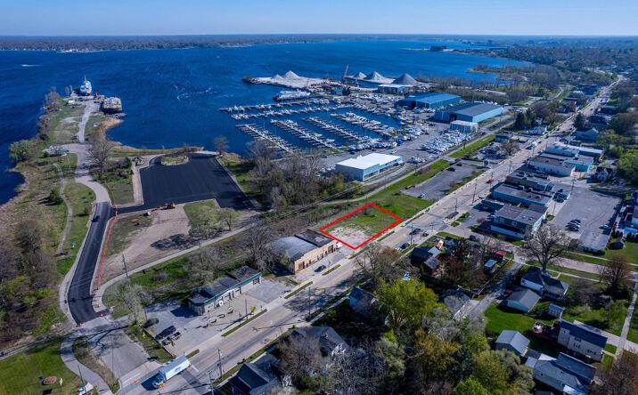 Pictures of Land property located at 2034 Lakeshore Drive, Muskegon, MI 49441 for sales - image #1