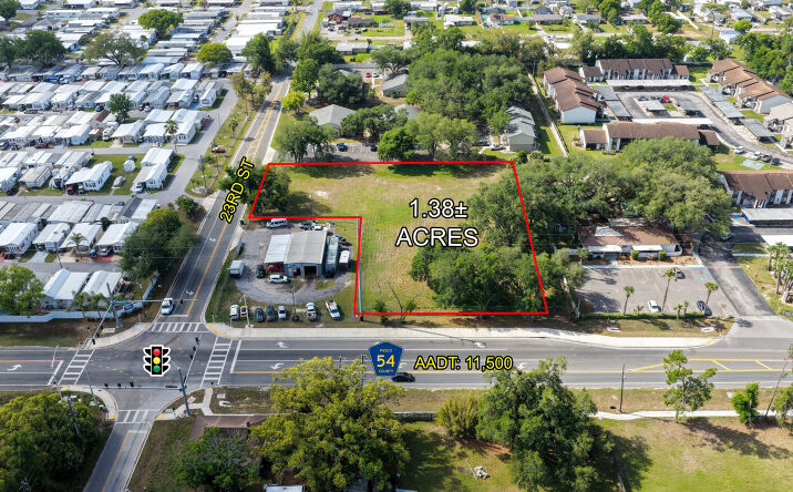 Pictures of Land property located at County Road 54, Zephyrhills, FL 33542 for sales - image #1