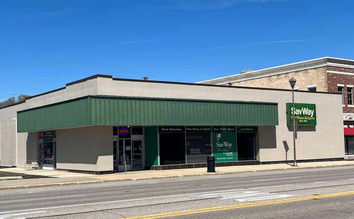 Pictures of Retail property located at 515 West State Street, Geneva, IL 60134 for sales - image #1