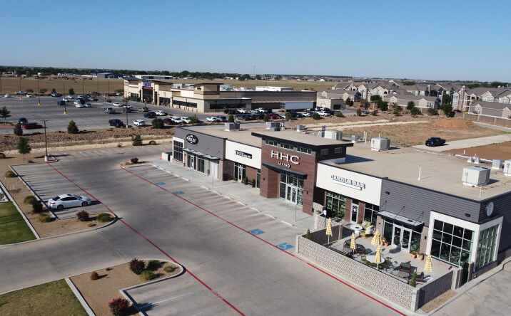 Pictures of Retail property located at 11108 Slide Road, Lubbock, TX 79424 for sales - image #1