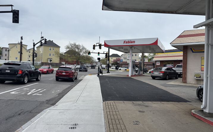 Pictures of Retail, Mixed Use property located at 57 RODNEY FRENCH BLVD, NEW BEDFORD, MA 02744-1601 for sales - image #1