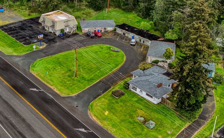 Pictures of Retail, Multifamily property located at 33020 State Route 20, Oak Harbor, WA 98277 for sales - image #1