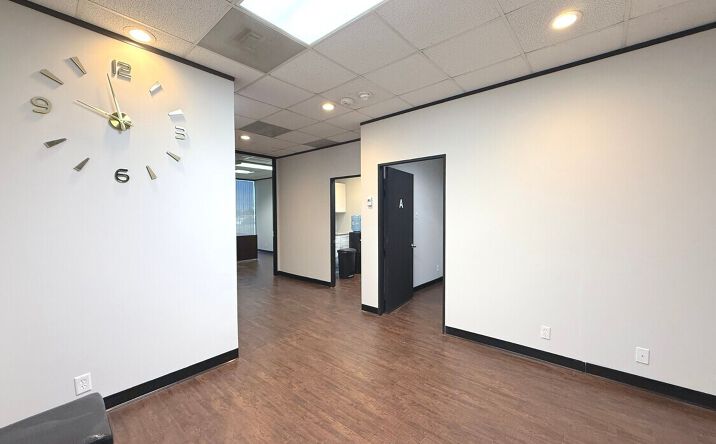 Pictures of Office property located at 6100 CORPORATE DR, HOUSTON, TX 77036-3419 for sales - image #1