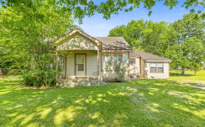 Pictures of Land property located at 1508 Mykawa Rd, Pearland, TX 77581 for sales - image #1