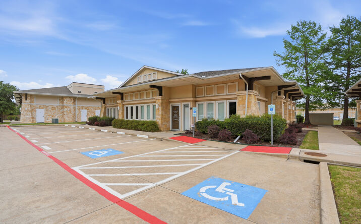Pictures of Office property located at 8845 Davis Boulevard, Keller, TX 76248 for sales - image #1