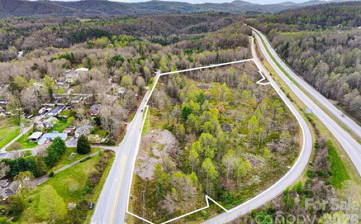 Pictures of Land property located at 110 Laurel Acres Lane, Flat Rock, NC 28731-7735 for sales - image #1