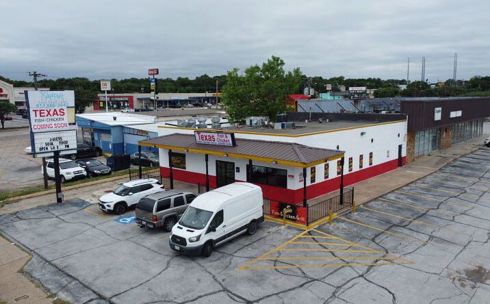Pictures of Retail property located at 2220-2226 Handley Dr, Fort Worth, TX 76112 for sales - image #1