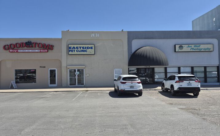 Pictures of Retail, Office, Special Purpose property located at 7036 E BROADWAY BLVD, TUCSON, AZ 85710 for sales - image #1