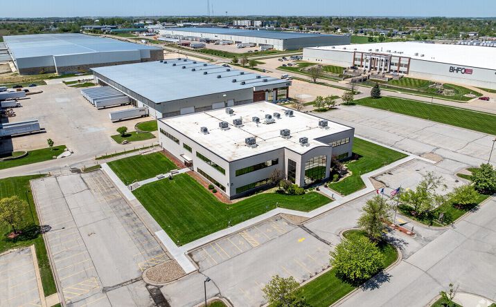 Pictures of Office property located at 2110 FISERV DR SW, CEDAR RAPIDS, IA 52404 for sales - image #1