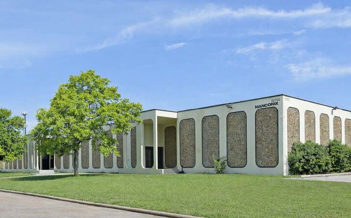 Pictures of Office, Special Purpose property located at 10506 Kinghurst Dr, Houston, TX 77099 for sales - image #1