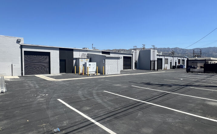 Pictures of Industrial property located at 3312 Burton Avenue, Burbank, CA 91504 for sales - image #1