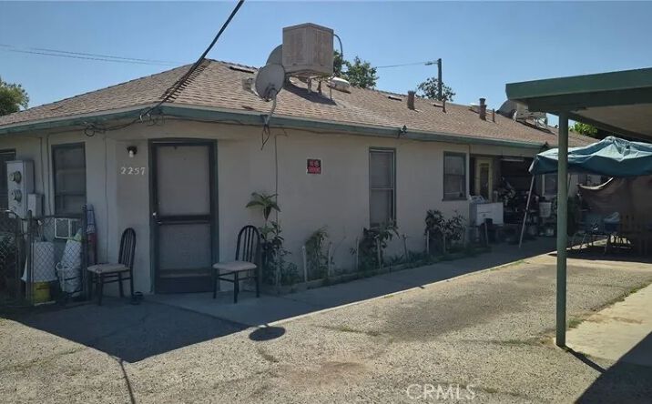 Pictures of Multifamily property located at 2263 E Thomas, Fresno, CA 93701 for sales - image #1