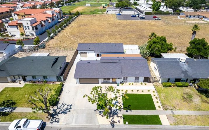 Pictures of Multifamily property located at 1421 De Anza, Redlands, CA 92374 for sales - image #1