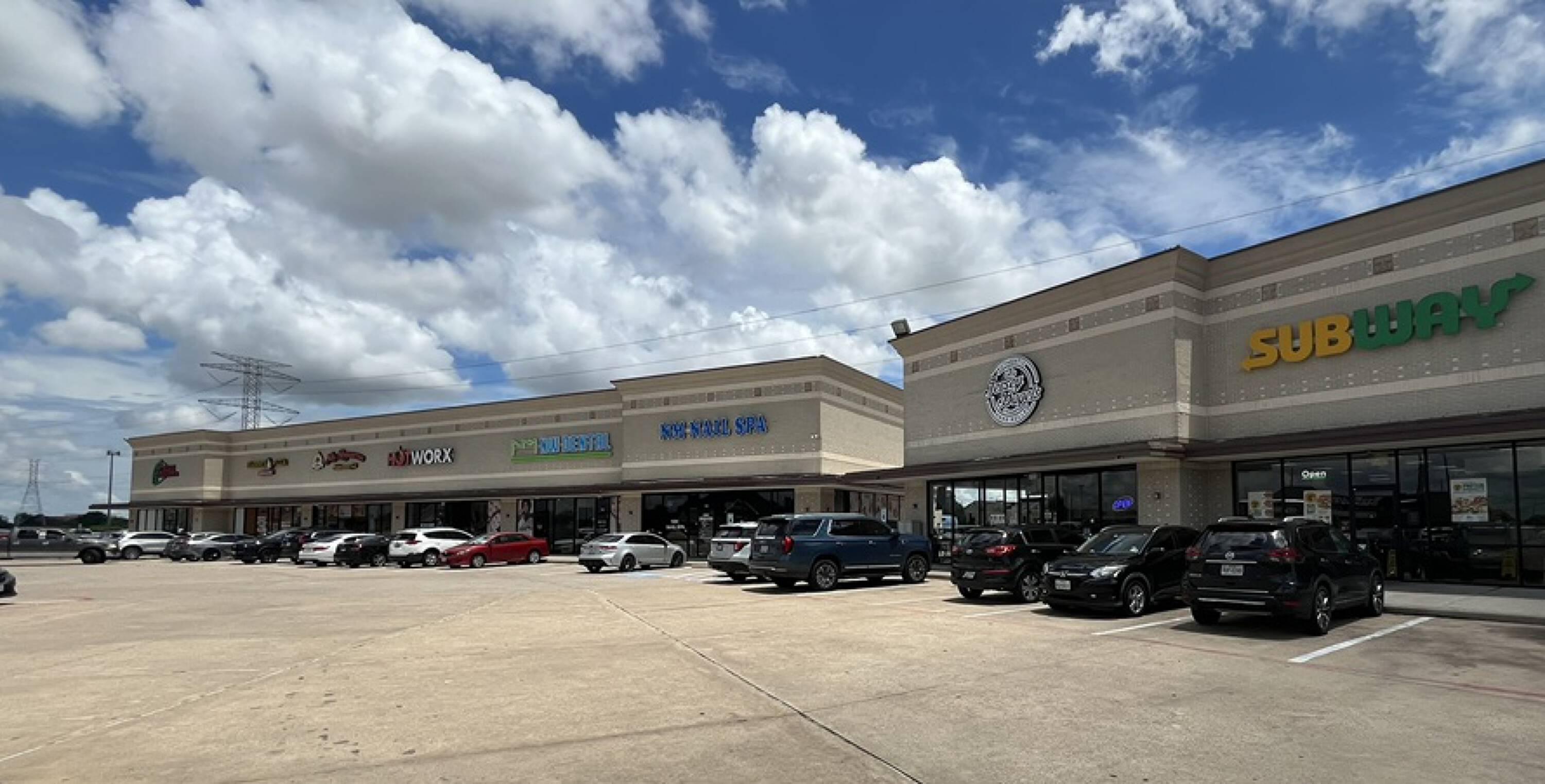 9522 Huffmeister Rd, Houston, TX 77095