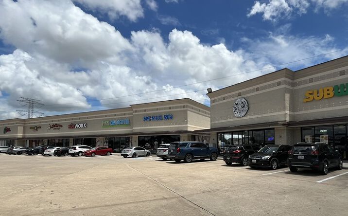 Pictures of Retail property located at 9522 Huffmeister Rd, Houston, TX 77095 for sales - image #1