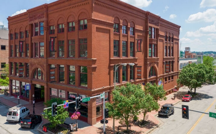 Pictures of Mixed Use, Office, Retail, Special Purpose property located at 131 W. 2nd St., Davenport, IA 48503 for sales - image #1