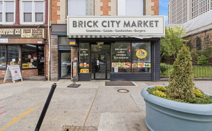 Pictures of Retail, Business for Sale property located at 946 Broad Street, Newark, NJ 07102 for sales - image #1