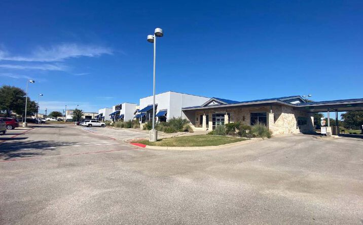 Pictures of Retail, Office property located at 1620 Grand Ave Pkwy, Pflugerville, TX 78660 for sales - image #1
