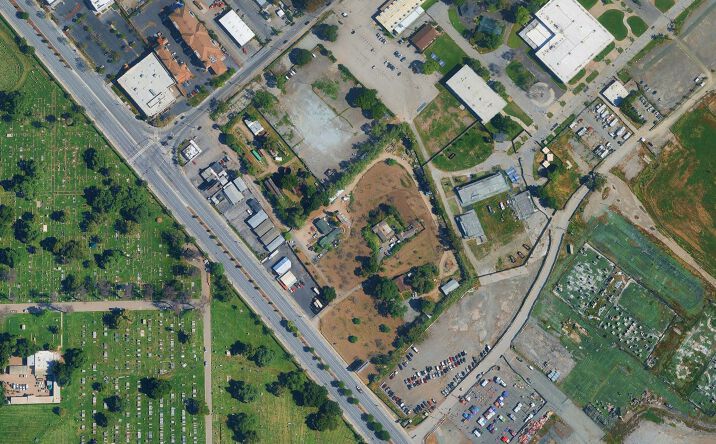 Pictures of Retail, Land property located at 2500 Monterey Hwy, San Jose, CA 38580 for sales - image #1