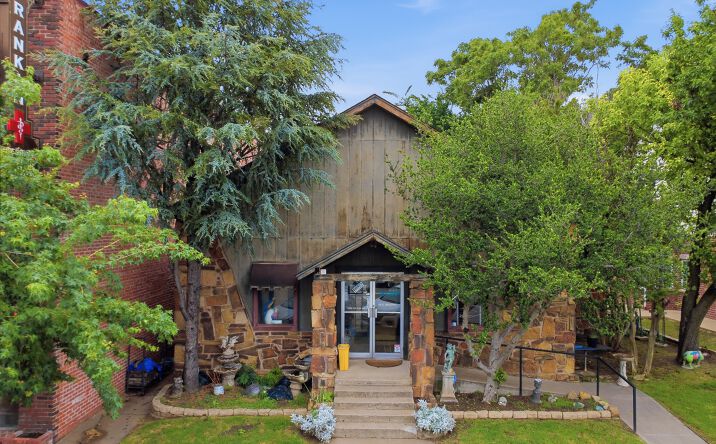 Pictures of Office property located at 115 E Broadway Street, Sand Springs, OK 74063 for sales - image #1