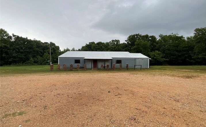 Pictures of Mixed Use, Retail, Industrial property located at 61922 State Highway 10, Kansas, OK 74347 for sales - image #1