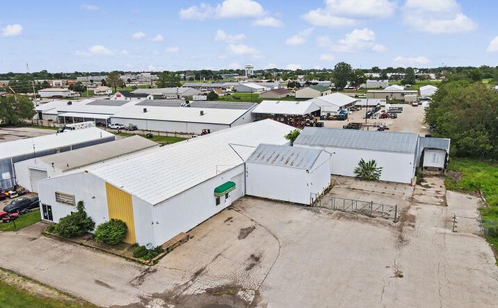 Pictures of Office, Retail, Industrial property located at 1130 Broadway Street, West Burlington, IA 52655 for sales - image #1