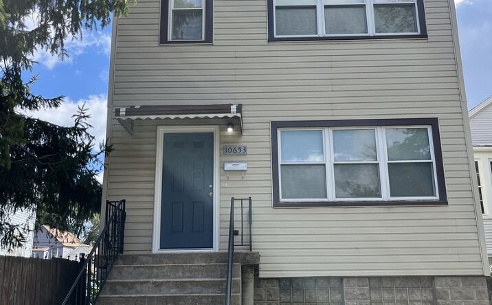 Pictures of Multifamily property located at 10653 S Mackinaw Avenue, Chicago, IL 60617 for sales - image #1