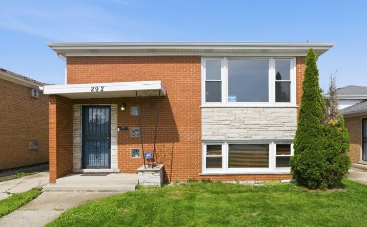 Pictures of Multifamily property located at 292 Bensley Avenue, Calumet City, IL 60409 for sales - image #1