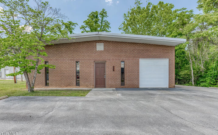 Pictures of Special Purpose property located at 309 Wesley Street, Johnson City, TN 37601 for sales - image #1