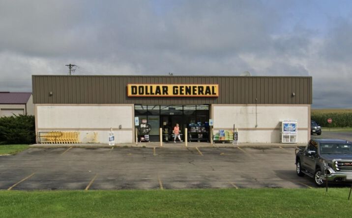 Pictures of Retail property located at 1400 Ihm, Lancaster, WI 53813 for sales - image #1