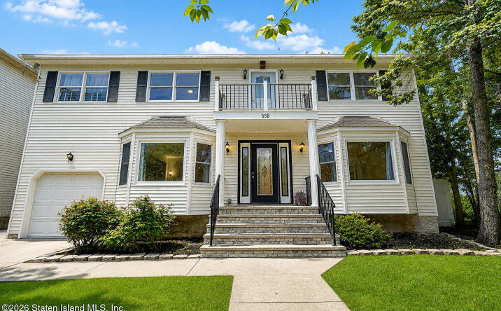 Pictures of Multifamily property located at 558 Main Street, Staten Island, NY 10307 for sales - image #1
