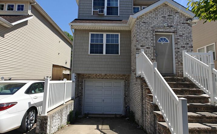 Pictures of Multifamily property located at 30 Riverside Lane, Staten Island, NY 10302 for sales - image #1