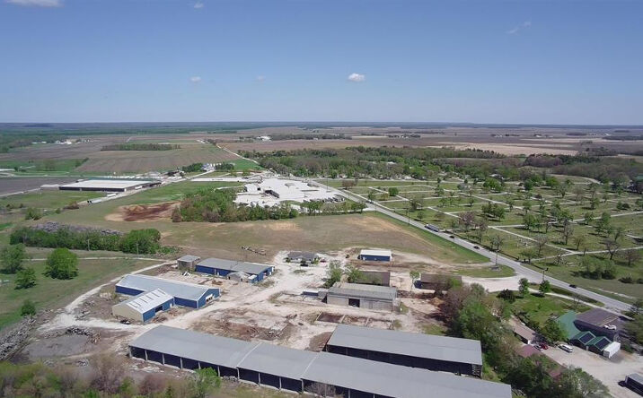 Pictures of Industrial, Land, Special Purpose property located at 8727 Arenzville Rd, Beardstown, IL 62618 for sales - image #1