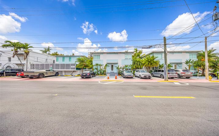 Pictures of Multifamily, Mixed Use, Hospitality property located at 7830 Abbott Ave # 25, Miami Beach, FL 33141 for sales - image #1