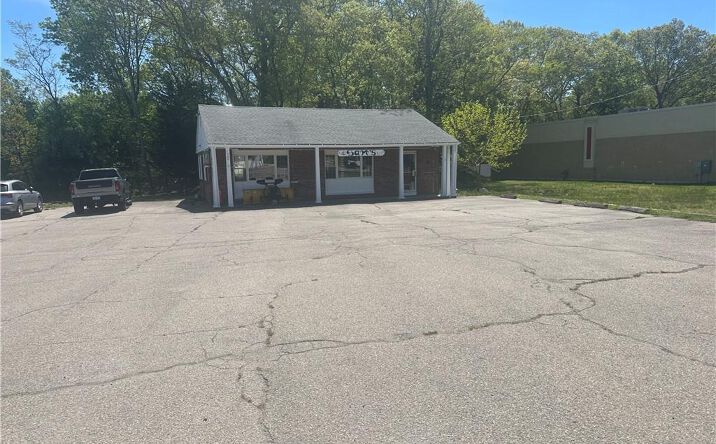 Pictures of Retail property located at 7560 Post Road, North Kingstown, RI 02852 for sales - image #1